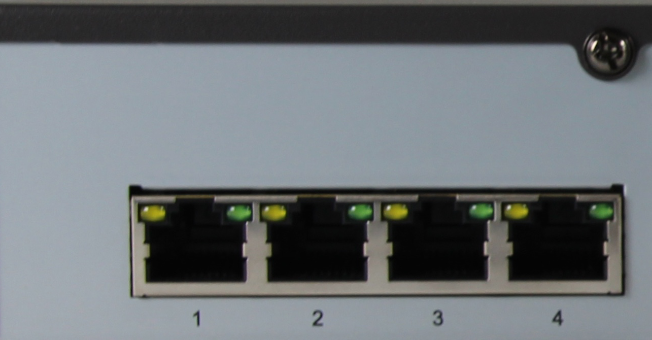 4 POE Ports